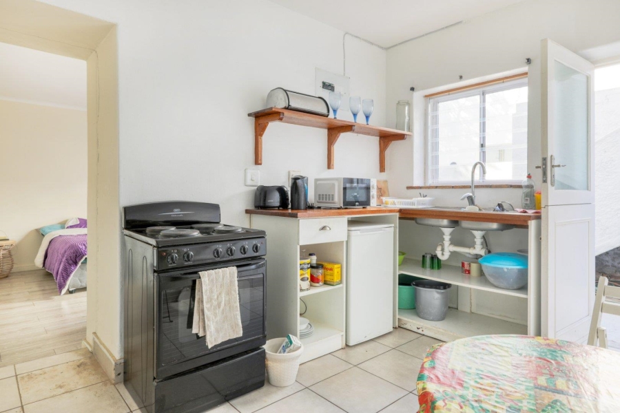 4 Bedroom Property for Sale in Oranjezicht Western Cape